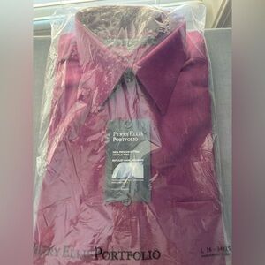 Perry Ellis Plum Dress long sleeve Shirt. 100% cotton wrinkle free
